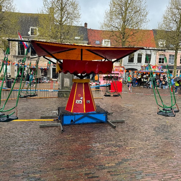 Nostalgische Zweefmolen Kids Huren